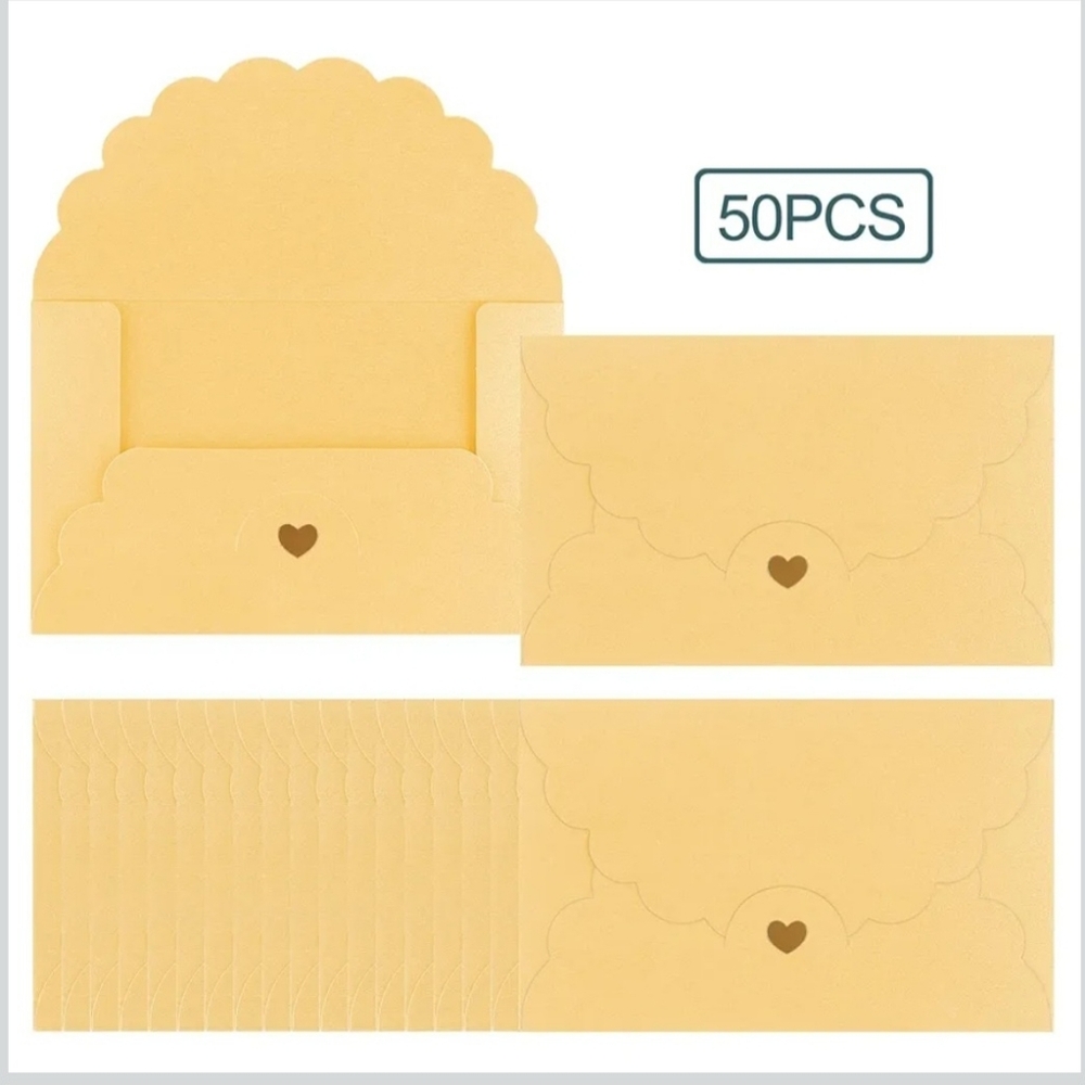 🍎 New 50 Pack 4x6 A4 Envelopes w/ Gold Heart